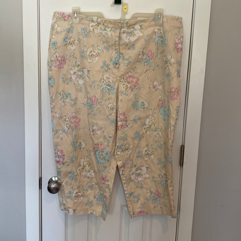 Oscar De La Renta Capris